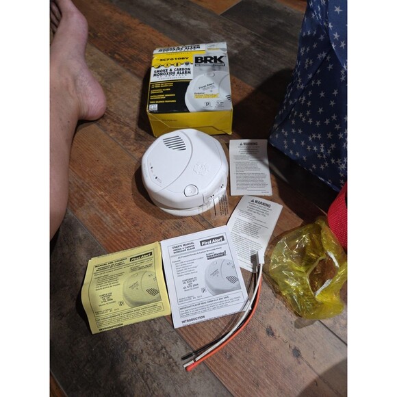 First Alert BRK SC7010BV Talking Photoelectric Smoke & Carbon Monoxide Alarm B12 - Picture 12 of 12